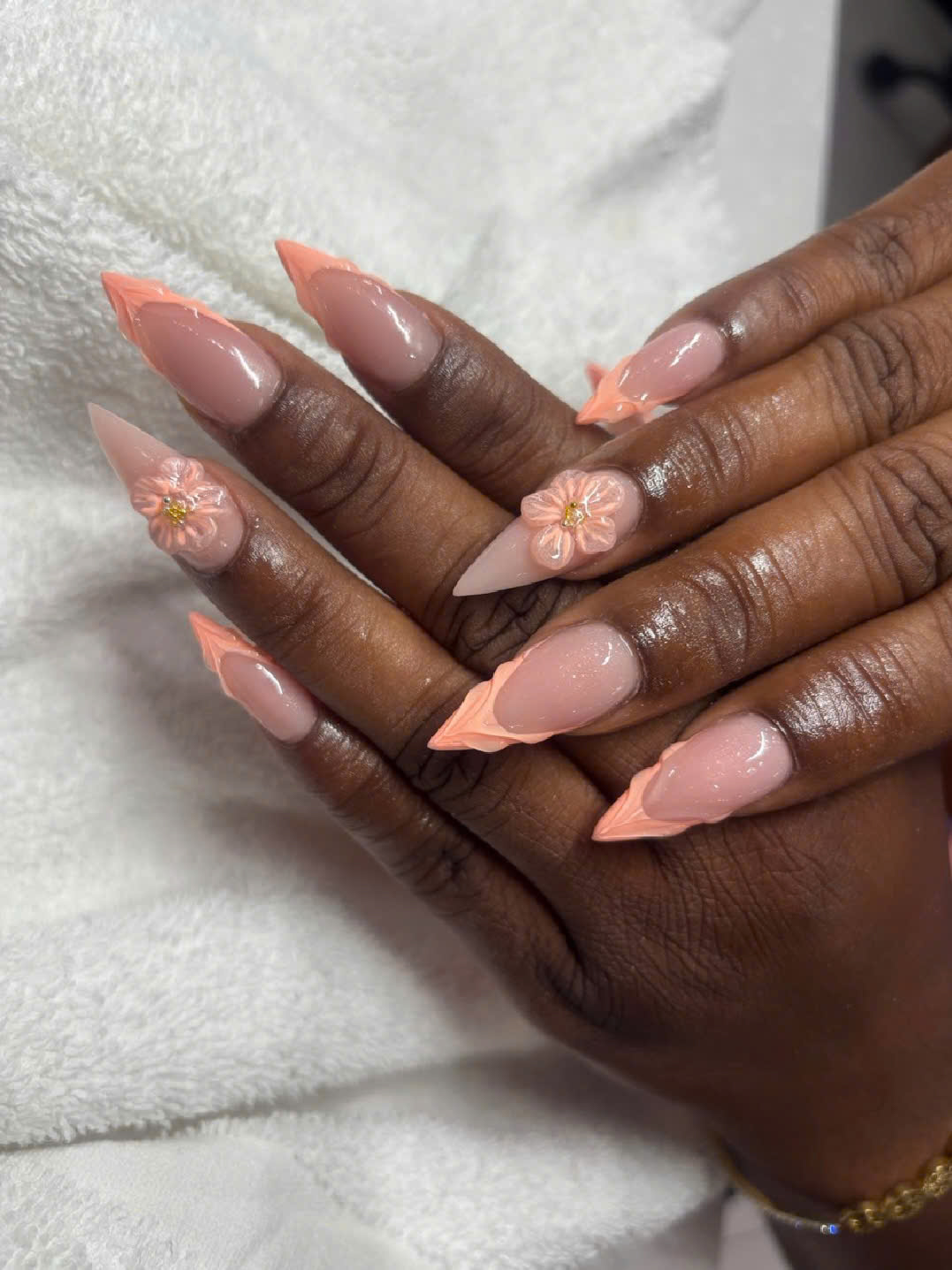 Read more about the article Success Story: Transforming Nails And Confidence At ZinNailBar